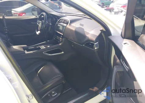 2020 Jaguar F-Pace Prestige P300 Awd Automatic из США, поврежденный, VIN SADCK2GX3LA632029